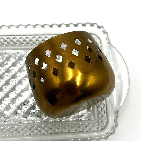 Sparkling Glass Cut Tray & Brass Candleholder W Glass Tulip Insert | 3 PIECE SET - Picture 10 of 14